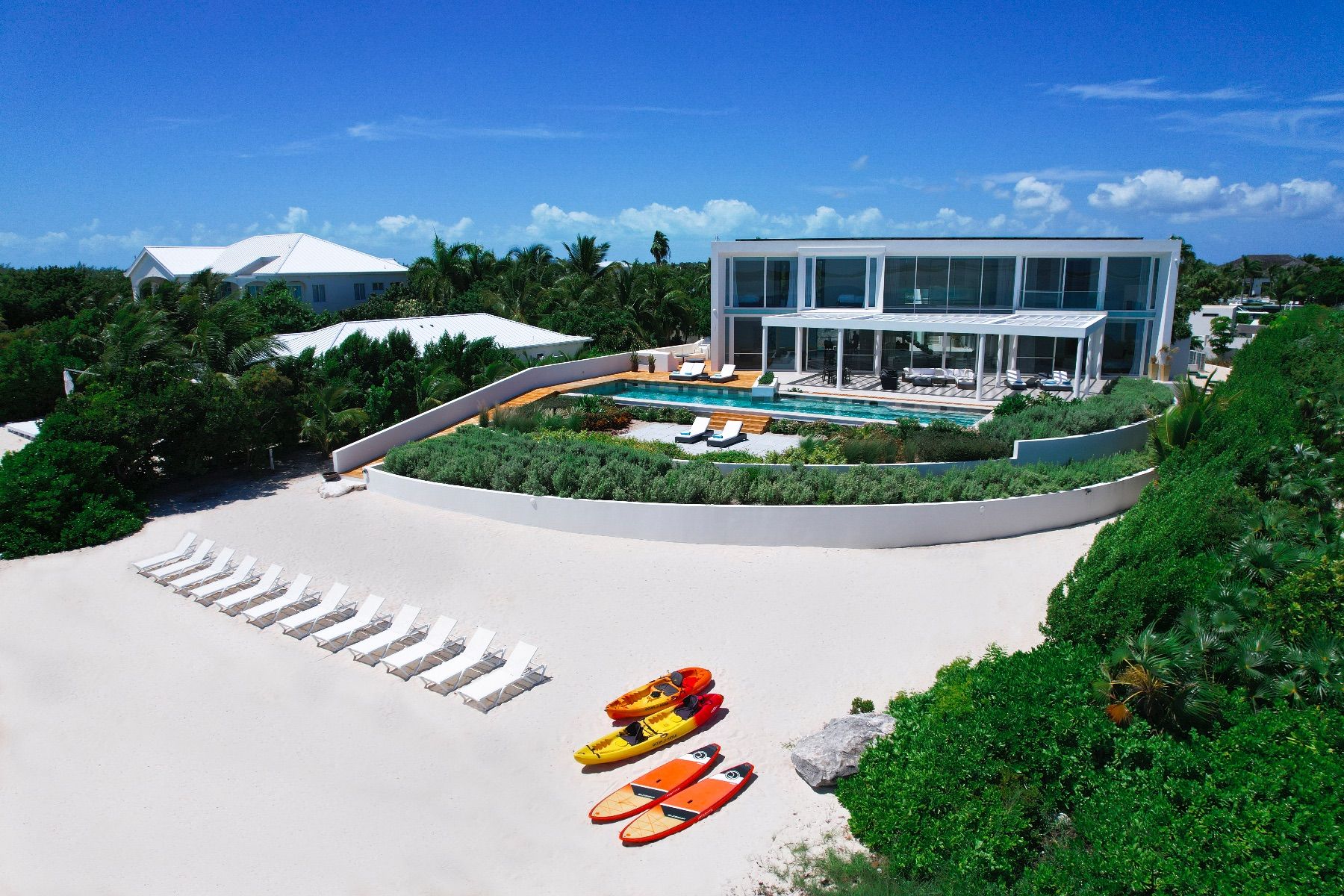 Bash villa photo.